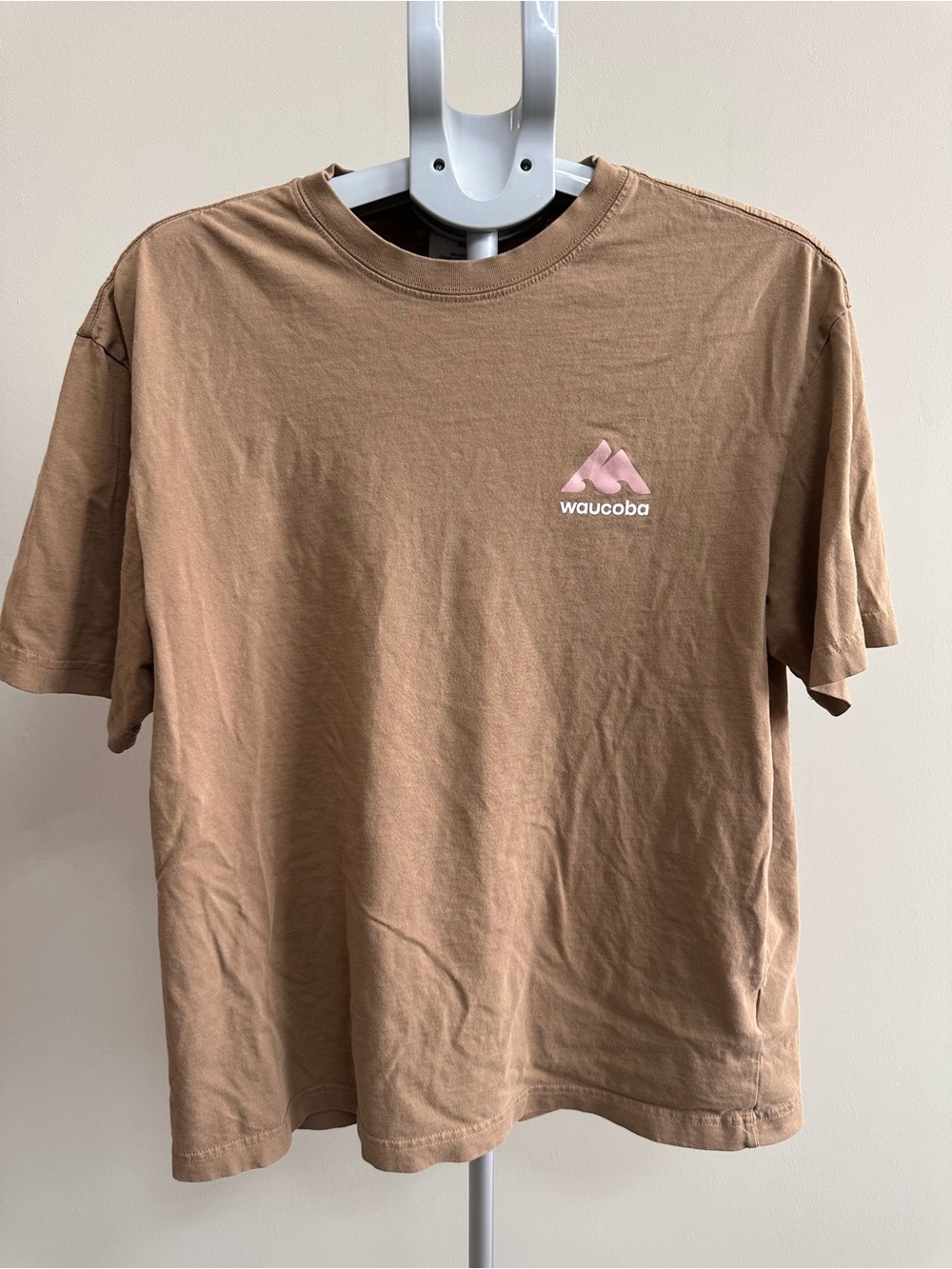 H&M Brown Short-Sleeve Tee with Pink Logo